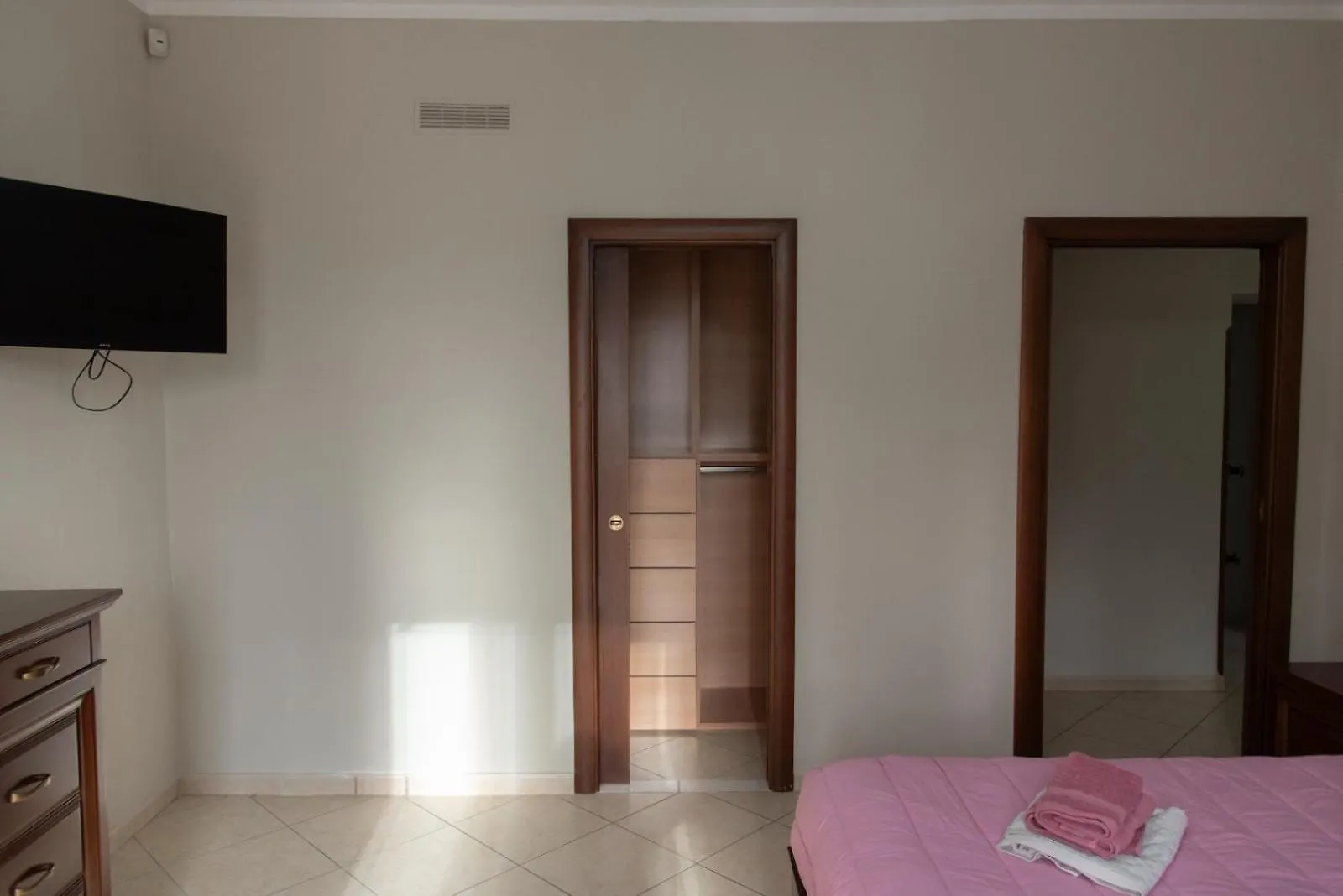 Casa Vacanze Residenziale Naples 0*,  Italy